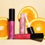 95880-website__format_jpg-19305xx_lip-wonder-serum_summer_brights_2024_03_bild1.jpg